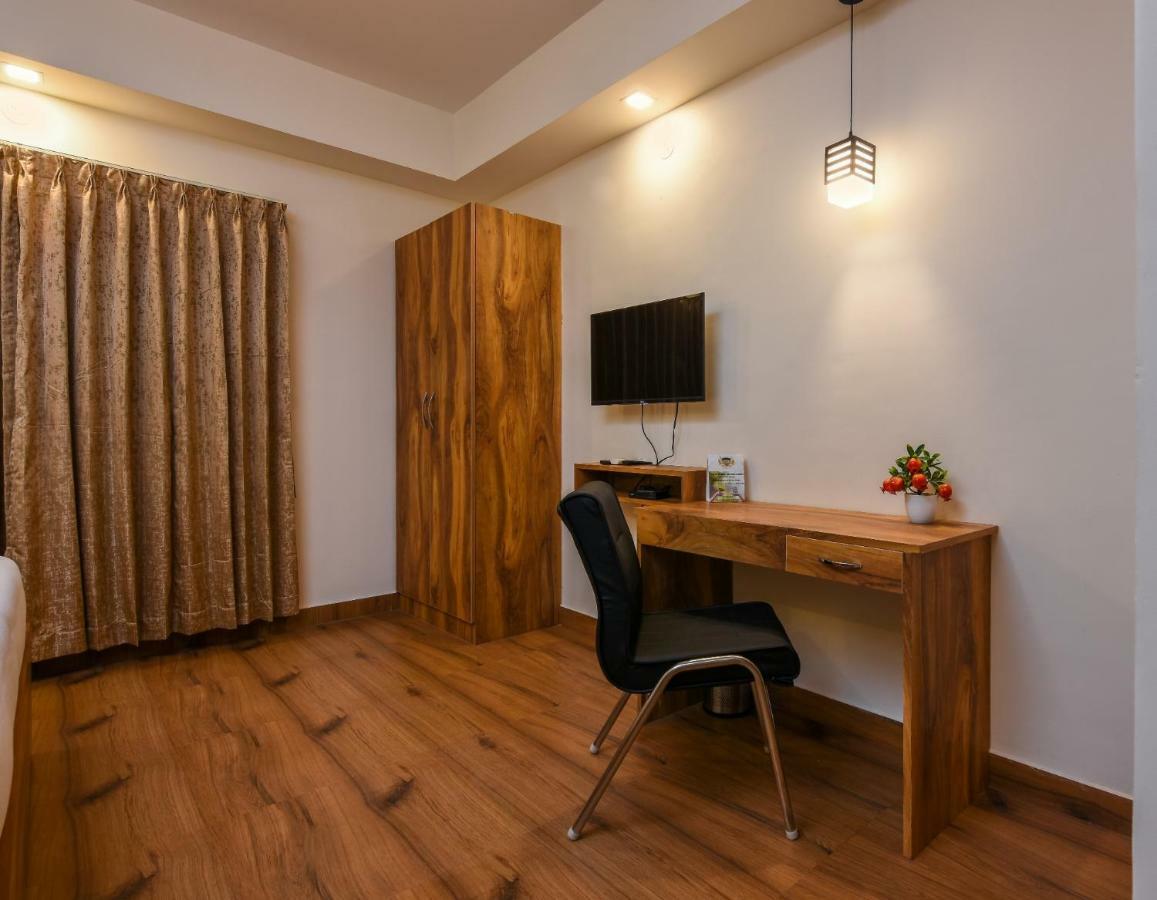 Kensington Suites Bangalore Dış mekan fotoğraf