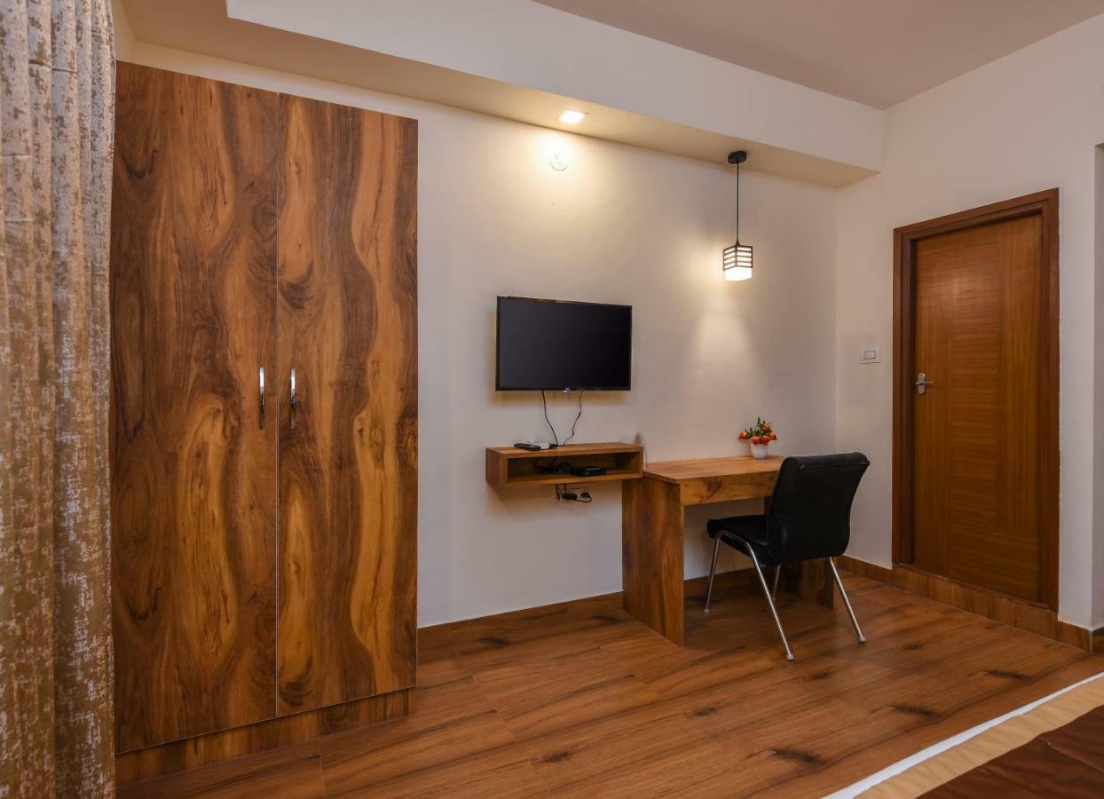 Kensington Suites Bangalore Dış mekan fotoğraf
